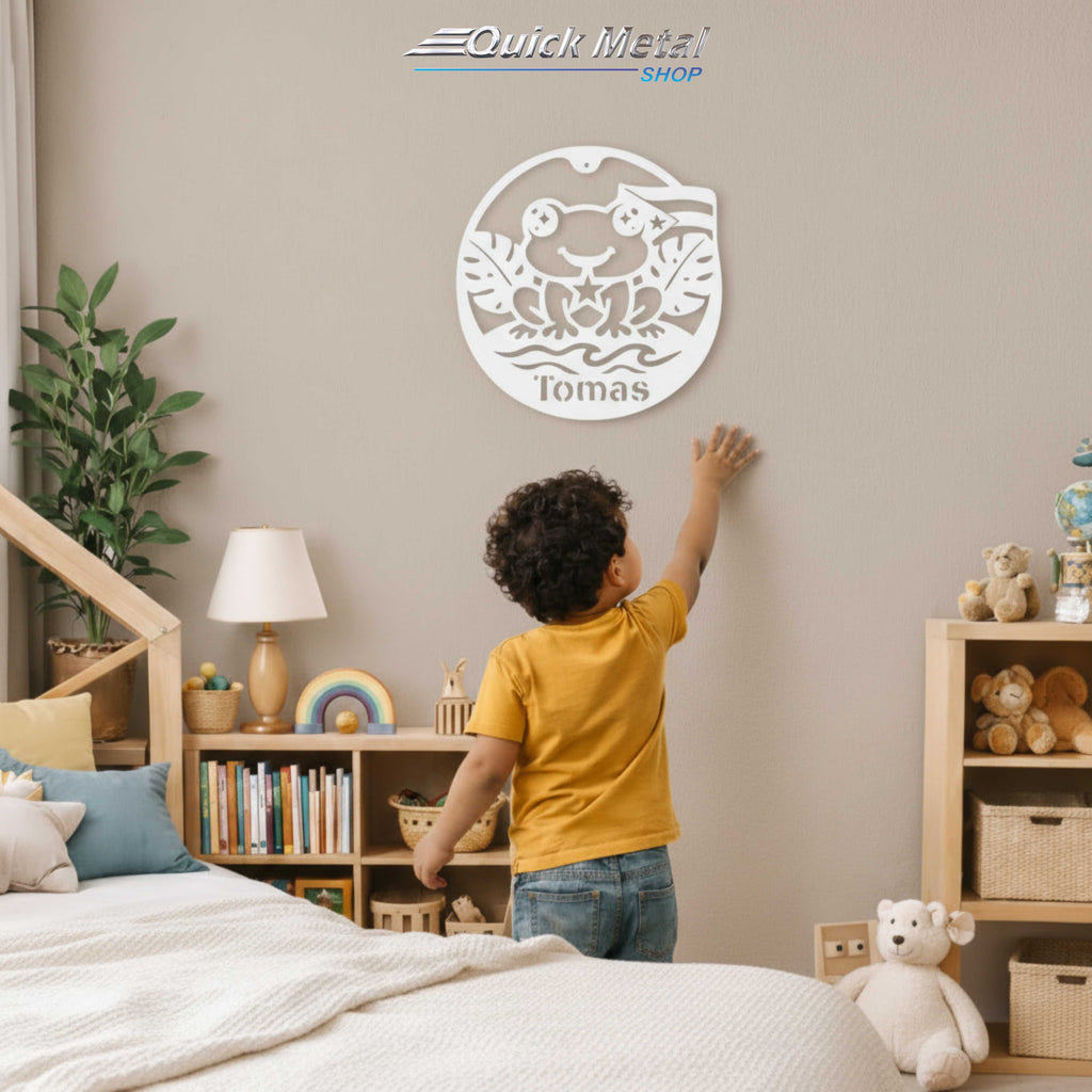 LW001 - Coqui Bebé - Colgante de Pared para Guardería