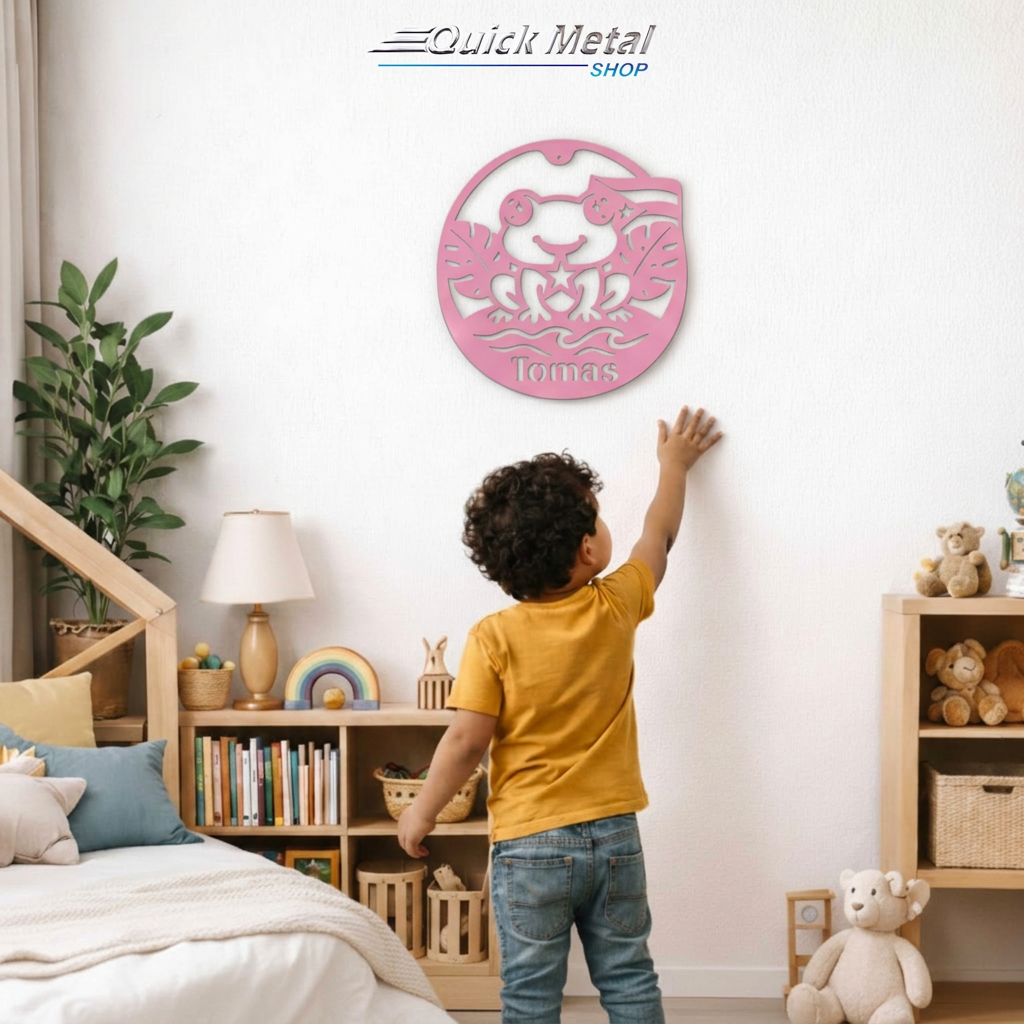 LW001 - Coqui Bebé - Colgante de Pared para Guardería